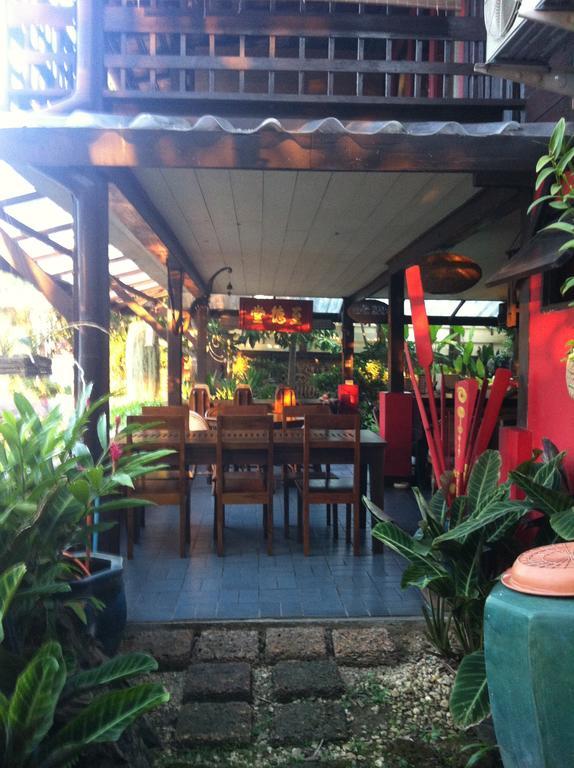 The Riverside Guest House Lampang Exterior photo